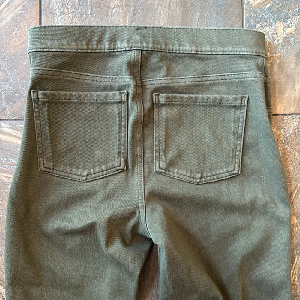 Spanx Olive Green Jeanish Ankle Jegging Size Small - Picture 8 of 15